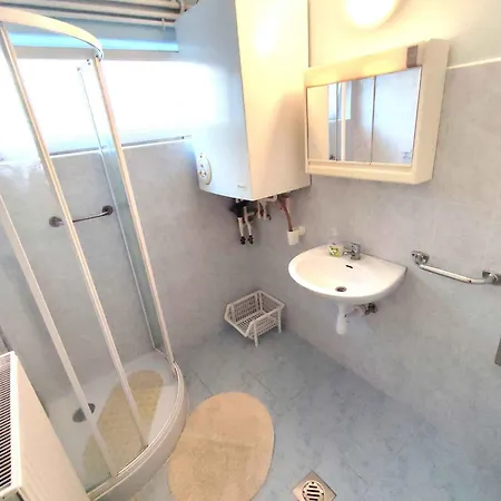 In - Balaton 45812 アパート シオーフォク