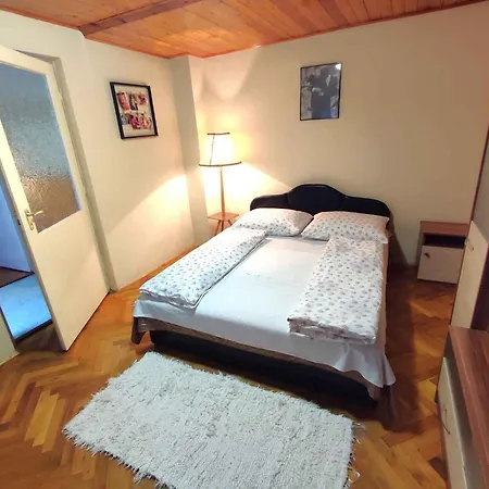 In - Balaton 45812 アパート *