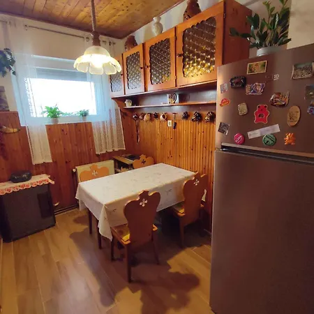 In - Balaton 45812 アパート *